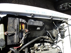1994 TOYOTA TRUCK STD CAB WHITE 2.4L MT 2WD Z16358